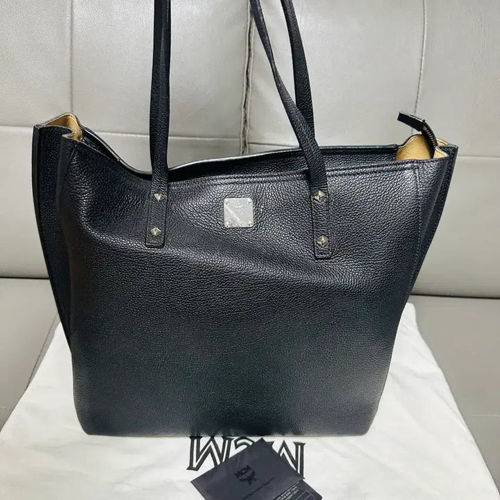 [BUNJANG] MCM Black Leather Tote Bag / mcm가방