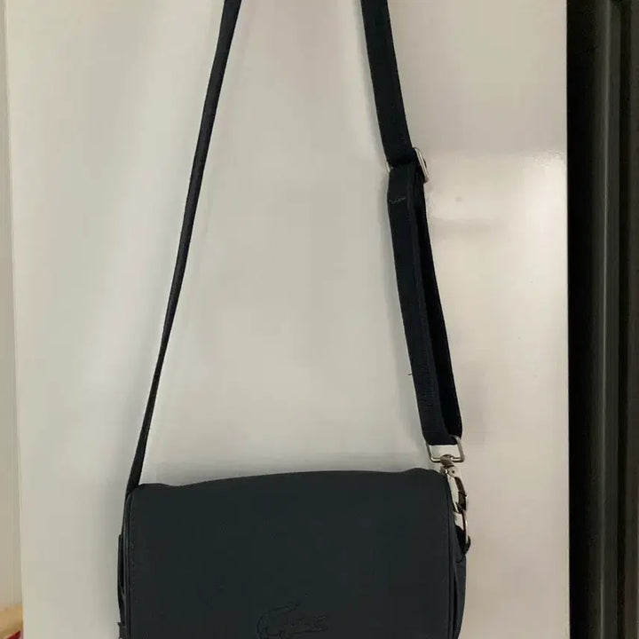 [BUNJANG] Lacoste Navy Crossbody Bag / 라코스테 네이비 크로스백