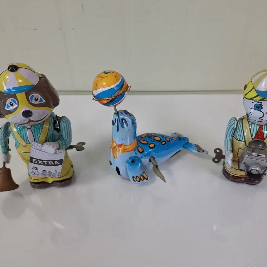 [BUNJANG] Vintage Tin Toy Wind-up Figurines Set of 3 / 근대사 수집 옛날 양철 인형 태옆 장난감 3점
