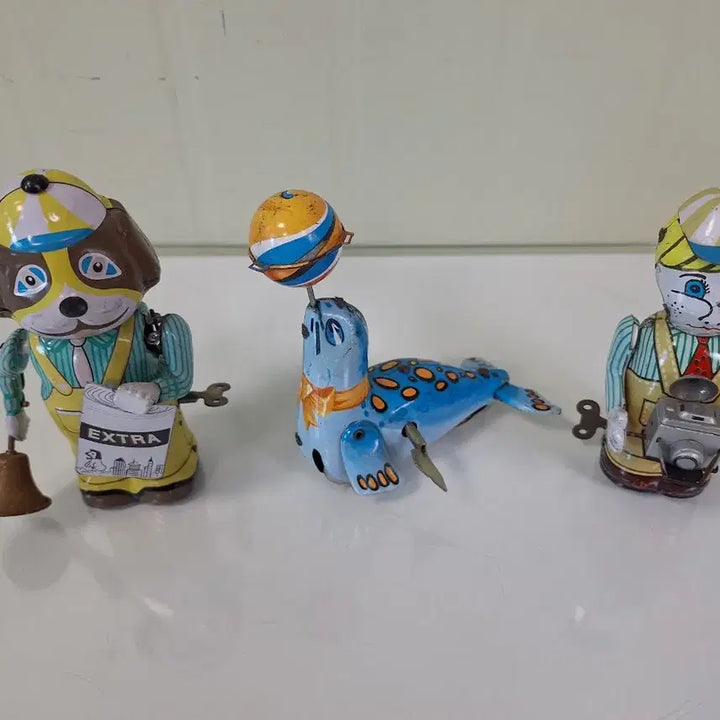 [BUNJANG] Vintage Tin Toy Wind-up Figurines Set of 3 / 근대사 수집 옛날 양철 인형 태옆 장난감 3점