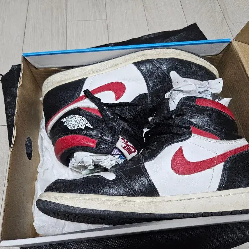 [BUNJANG] Air Jordan 1 High Gym Red (Size 285) / 조던1 하이 짐레드 피고래 285