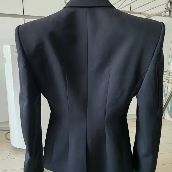 [SOLD OUT] 준지 26ss 컬렉션 파워숄더 블레이저