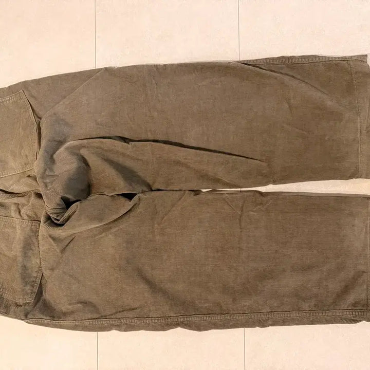 [BUNJANG] WEAKKOZE Corduroy Pants Olive Size 2 / 뤡코즈 코듀로이 팬츠 올리브 2사이즈