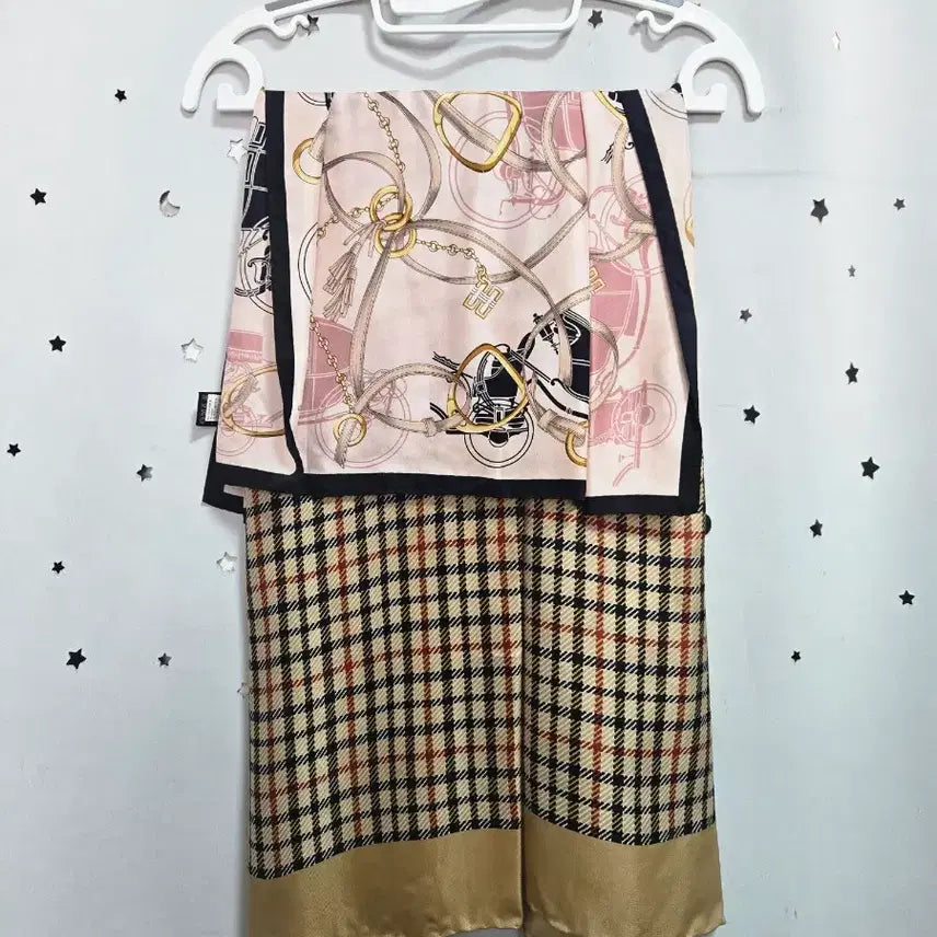 [SOLD OUT] 닥스 실크 스카프 핑크 베이지 체크 패턴