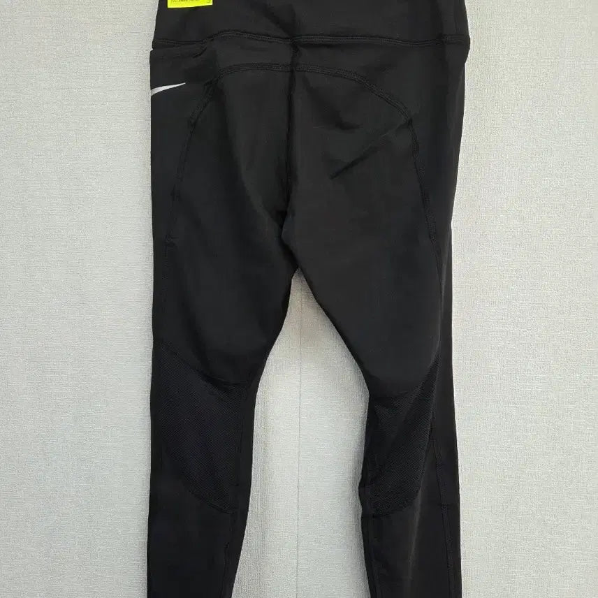 [BUNJANG] Nike Black Leggings / 나이키 블랙 레깅스