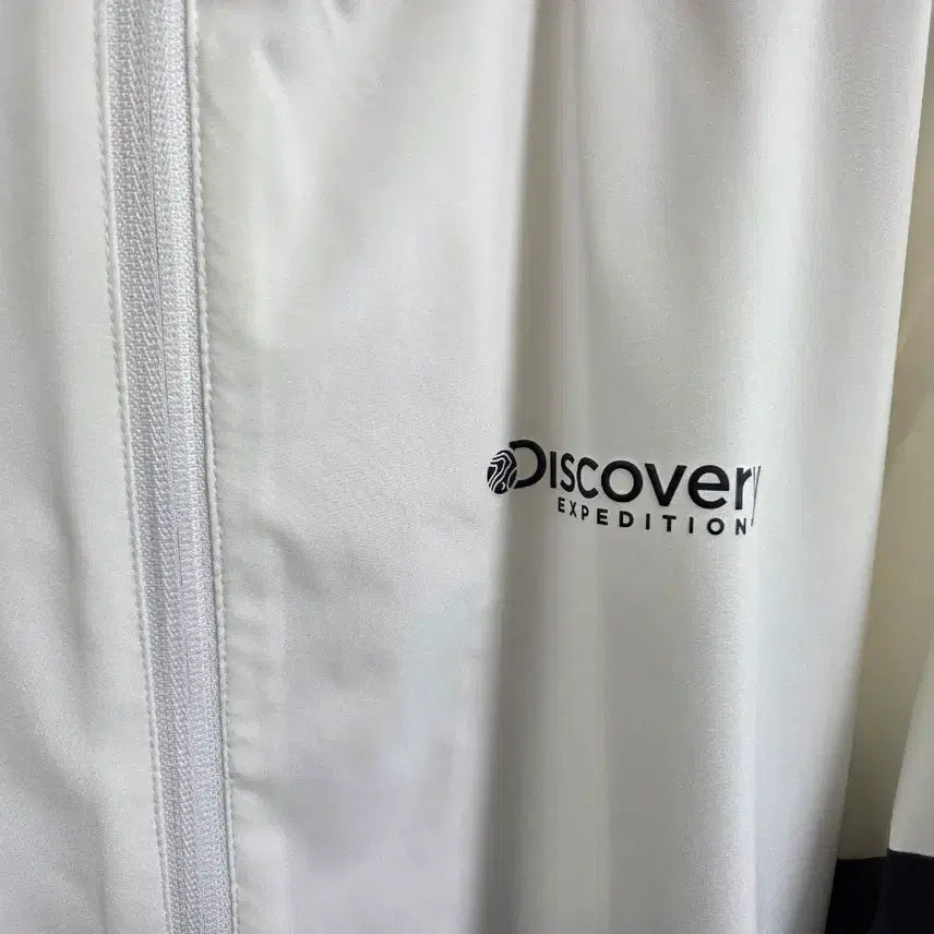 [BUNJANG] Discovery Expedition Windbreaker Navy/White Size 100 / 디스커버리 바람막이 100 네이비/화이트