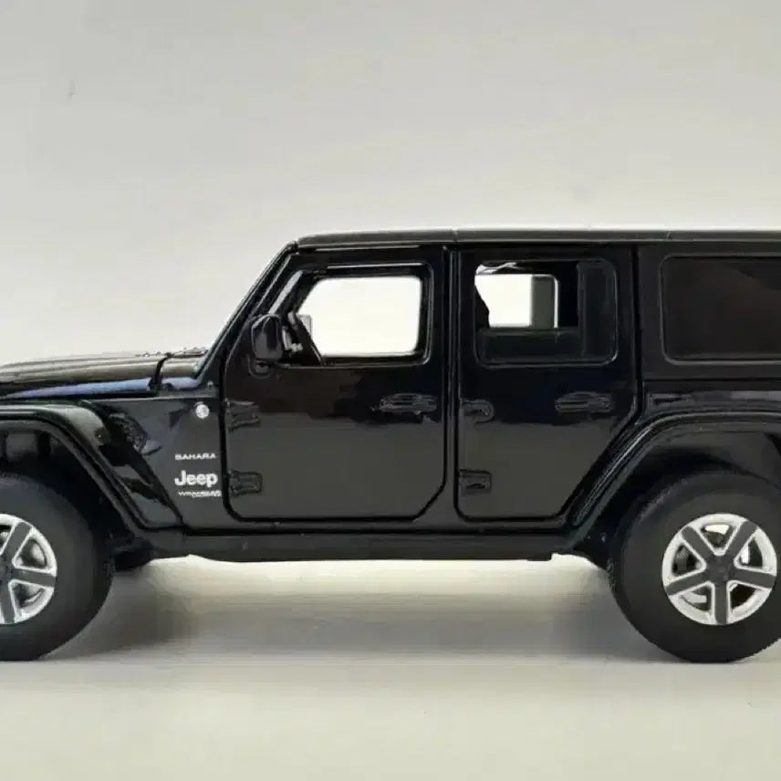 [BUNJANG] Jeep &amp; Defender 1/32 Scale Diecast Model Bundle / 1/32 지프 &amp; 디펜더 일괄판매