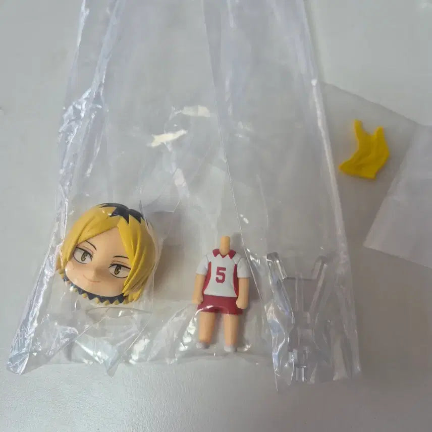 [BUNJANG] Haikyuu!! Kozume Kenma Nendoroid Surprise Nekoma Mini / 하이큐 코즈메 켄마 넨도로이드 서프라이즈 네코마 미니 넨도 피규어