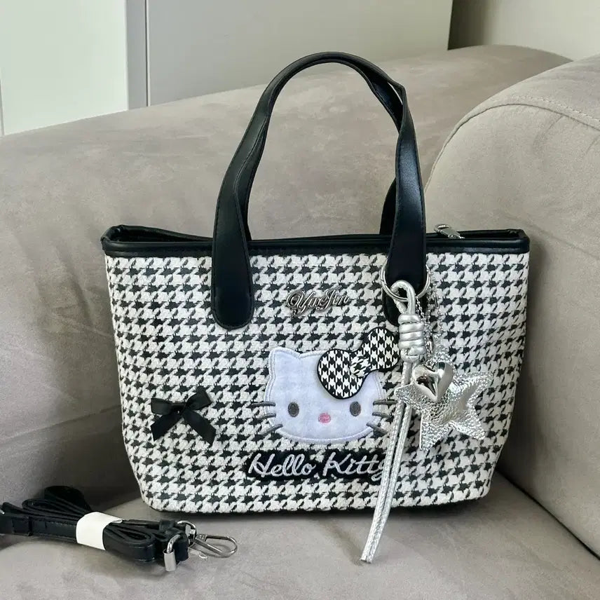 [BUNJANG] Kitty Tweed Tote Crossbody Bag / 레어 키티 트위드백 토트백 크로스백