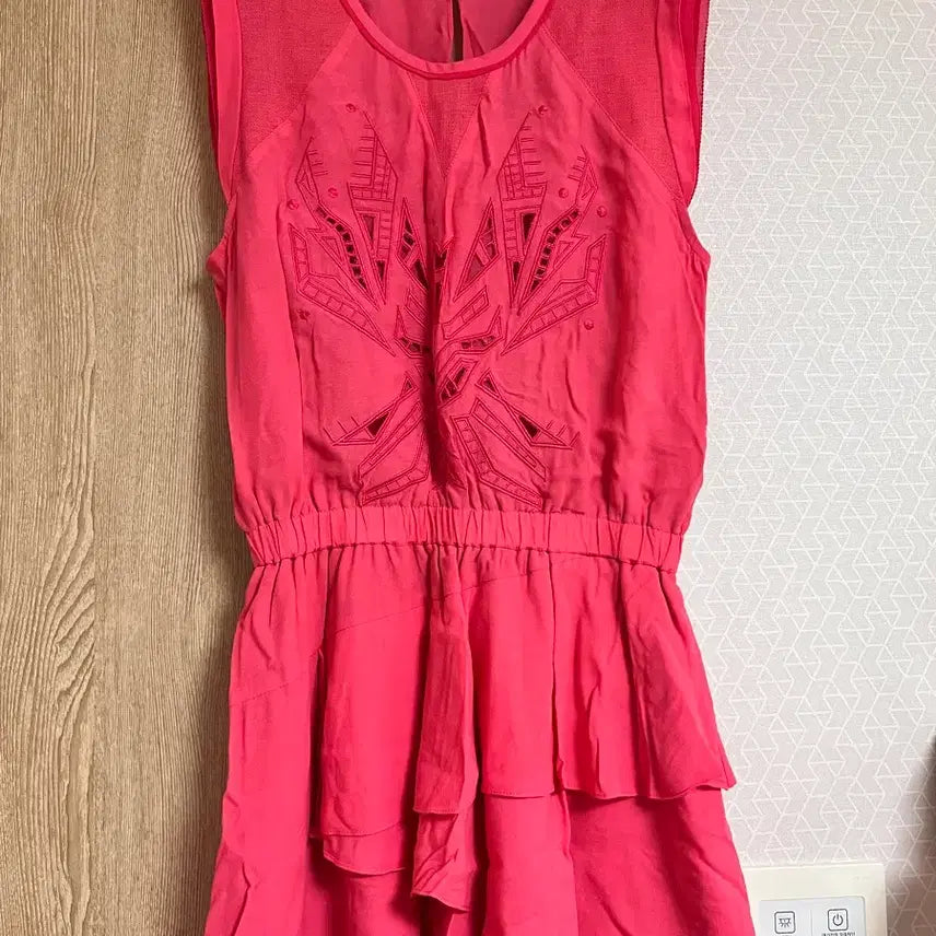 [BUNJANG] Thyren Sleeveless Dress / 티렌원피스
