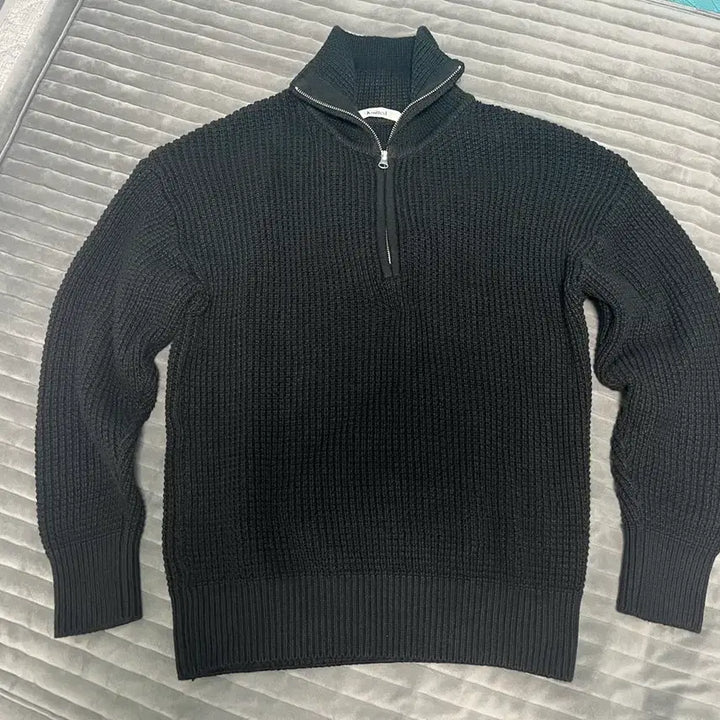 [BUNJANG] Black Half-Zip Knit Sweater / Knitted 블랙 하프집업 니트