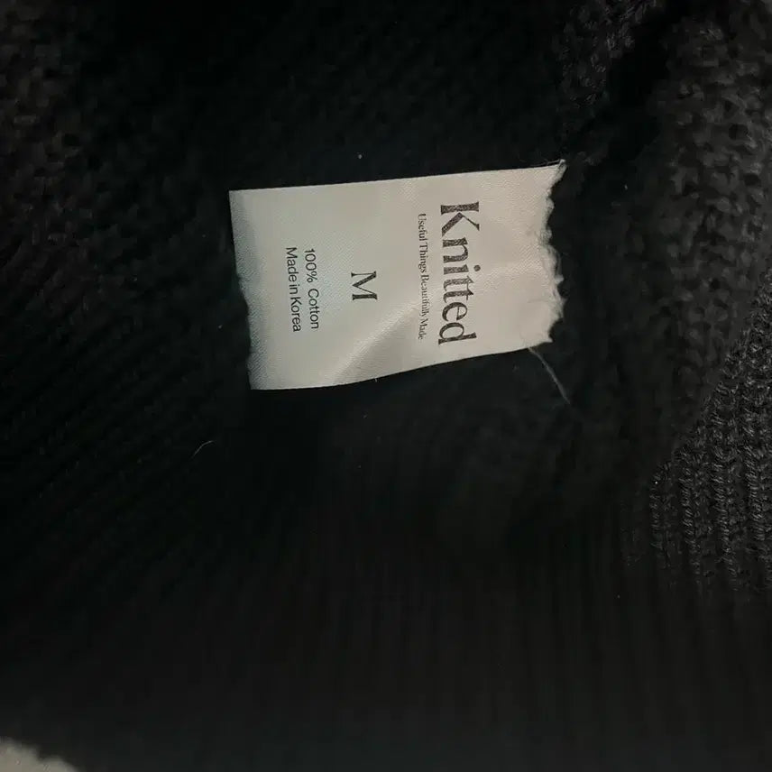 [BUNJANG] Black Half-Zip Knit Sweater / Knitted 블랙 하프집업 니트