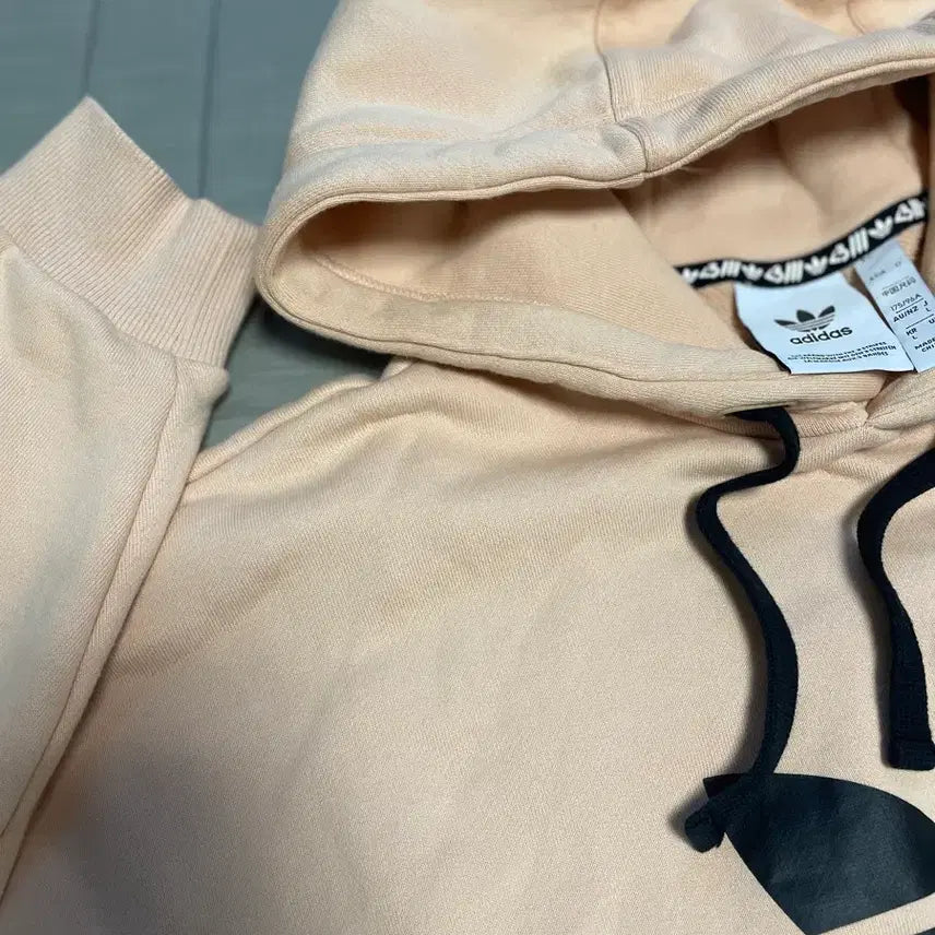 [BUNJANG] Adidas Hoodie Lock Detail Pink / 아디다스 후드티 핑크 자물쇠 포인트
