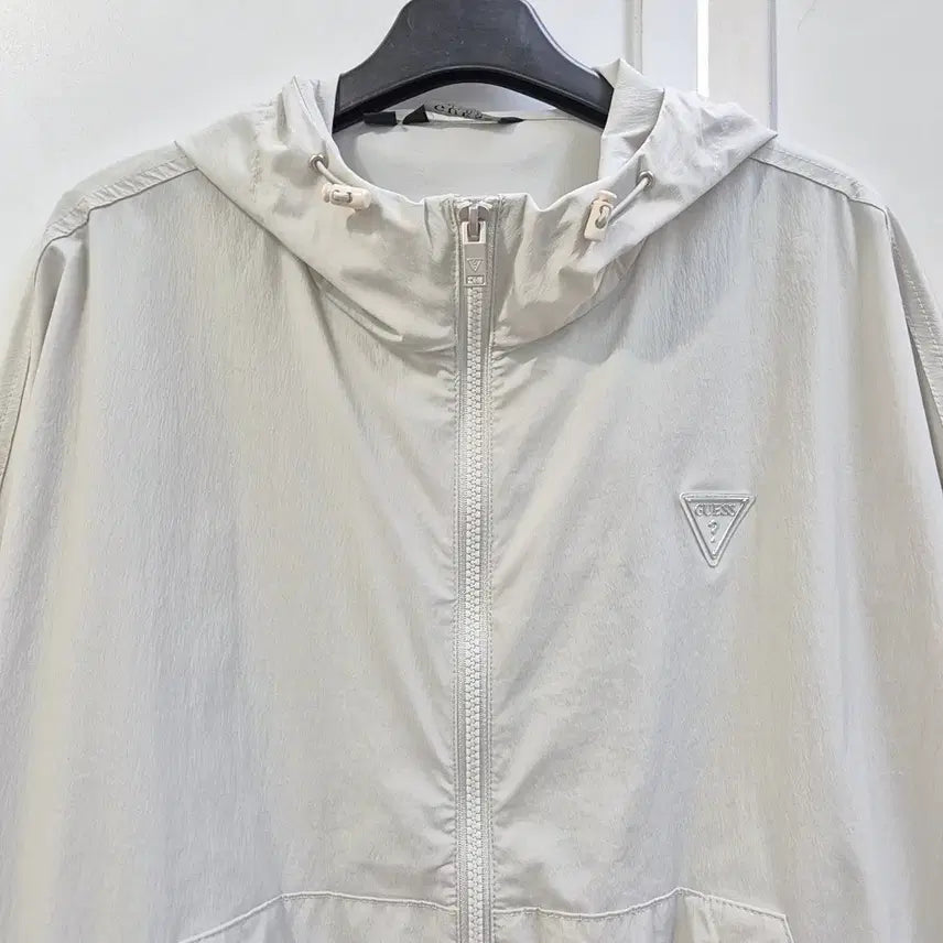 [BUNJANG] Guess 25ss Hooded Windbreaker Jumper Women&