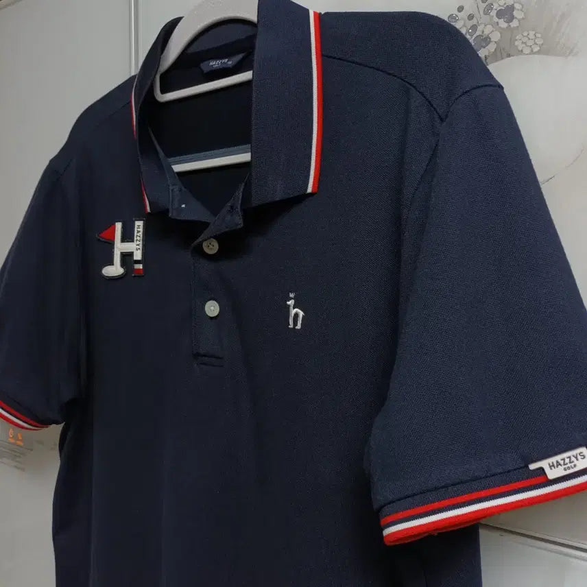 [SOLD OUT] 헤지스 반팔티 100