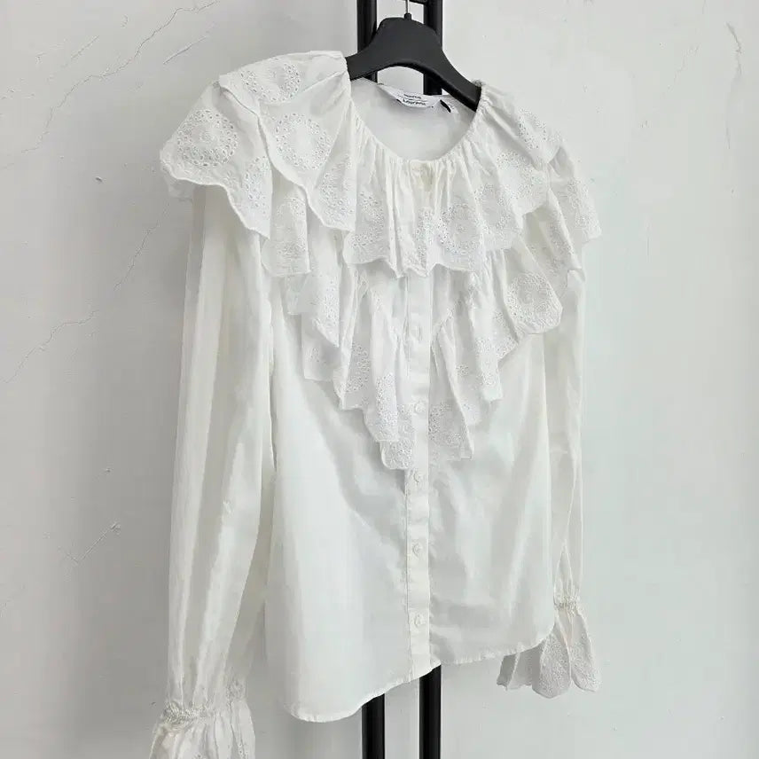 [BUNJANG] And Other Stories Lace Ruffle Blouse / 정품 앤아더스토리즈 레이스 프릴 블라우스
