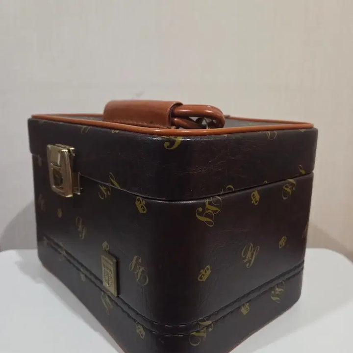 [BUNJANG] Vintage Bermas German Leather Vanity Train Case with Keys / 빈티지 베르마스 독일 가죽 배너티 트레인 케이스 열쇠포함