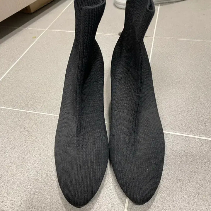 [BUNJANG] Knit Ankle Boots - Black (235mm) / 여성 니트 앵글부츠 / 235사이즈 / 착샷있음