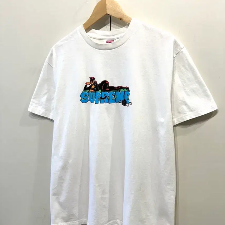 [BUNJANG] Supreme 22FW Catwoman Short Sleeve T-Shirt / 22FW 슈프림 캣우먼 반팔 티셔츠