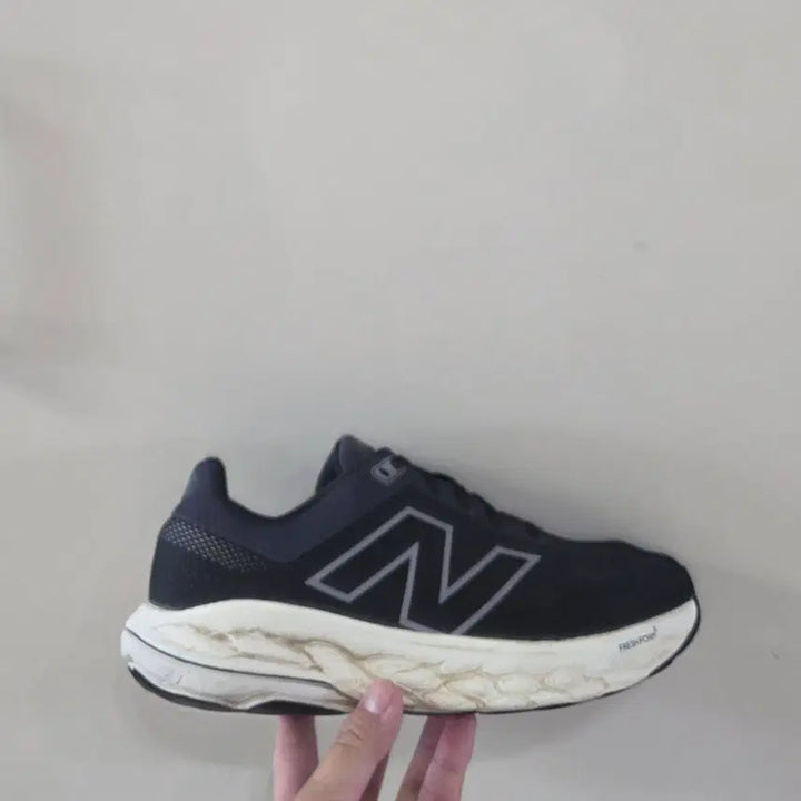 [BUNJANG] New Balance Fresh Foam X 860v14 Black Phantom 2E / [270] 뉴발란스 프레쉬폼X 860v14 블랙팬텀ㅡ단종매물
