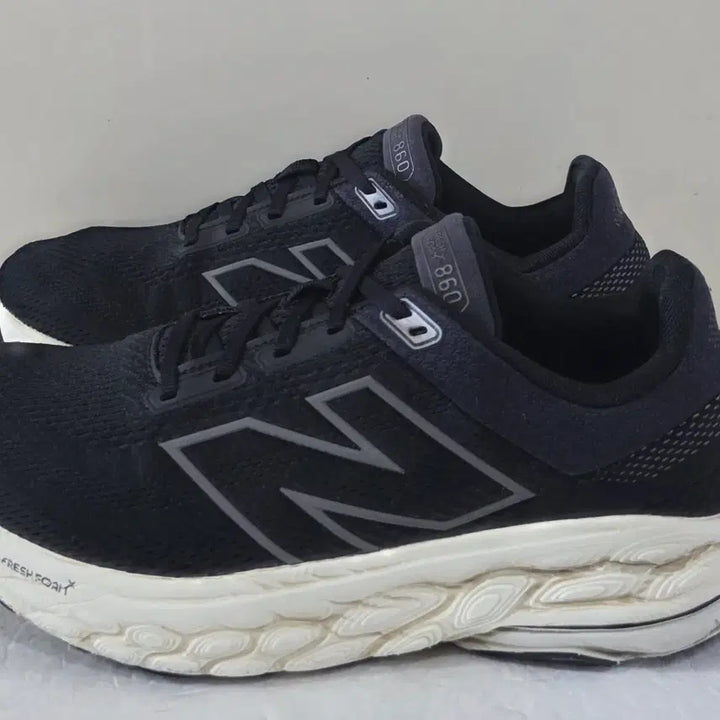 [BUNJANG] New Balance Fresh Foam X 860v14 Black Phantom 2E / [270] 뉴발란스 프레쉬폼X 860v14 블랙팬텀ㅡ단종매물