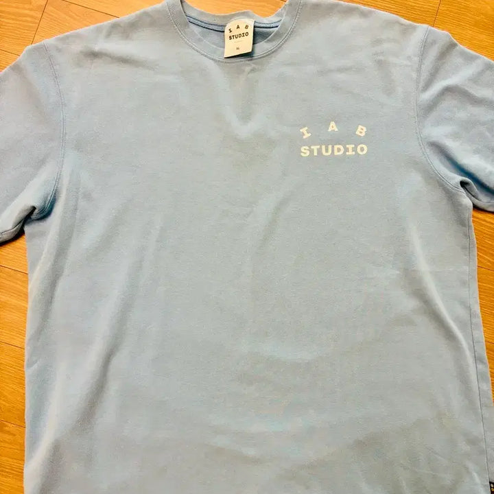 [BUNJANG] IAPP STUDIO Sky Blue T-Shirt XL / XL) 아이앱스튜디오 스카이블루