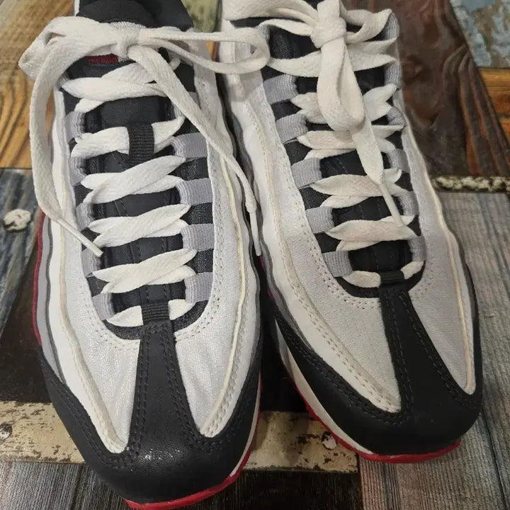 [BUNJANG] Nike Air Max 95 White/Black/Grey Sneakers / 나이키 에어맥스 95 화이트/블랙/그레이
