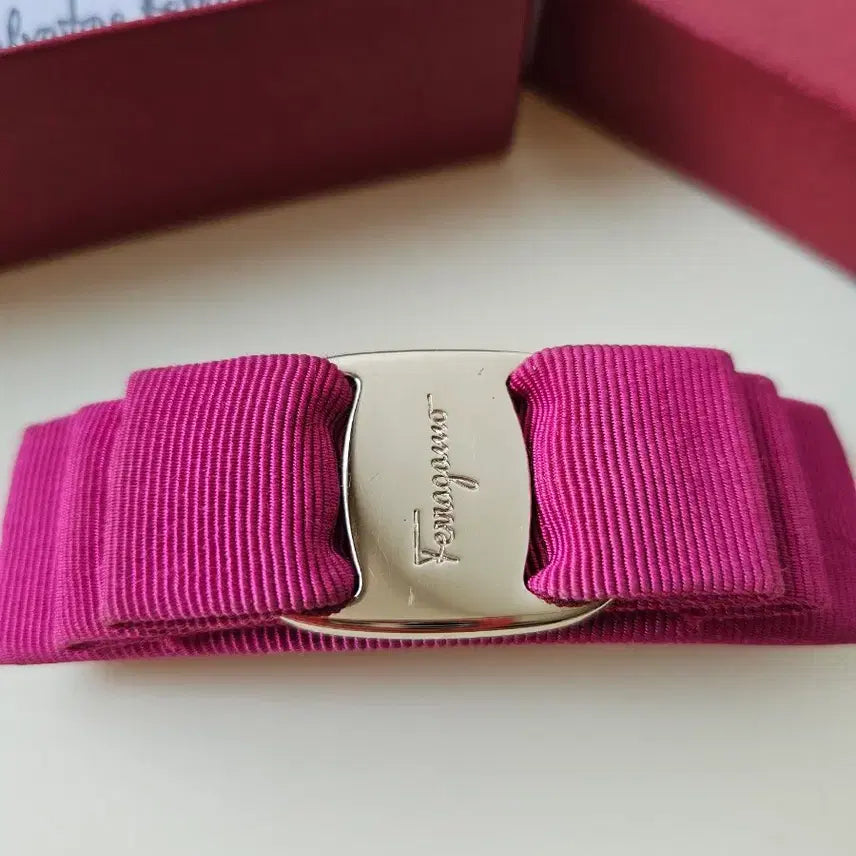[BUNJANG] Ferragamo Hairpin Fuchsia Pink / 페라가모 헤어핀