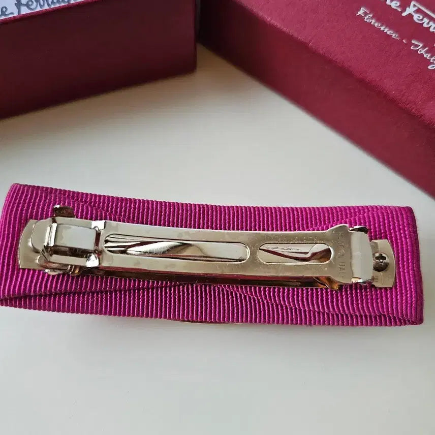 [BUNJANG] Ferragamo Hairpin Fuchsia Pink / 페라가모 헤어핀