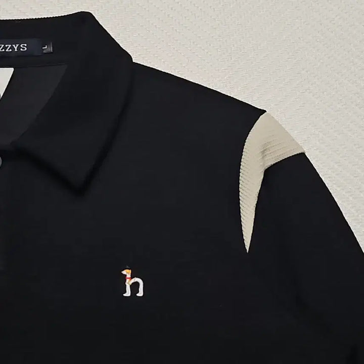 [BUNJANG] Hazzys Black Collar Sweatshirt L / 헤지스 블랙 카라 맨투맨 L