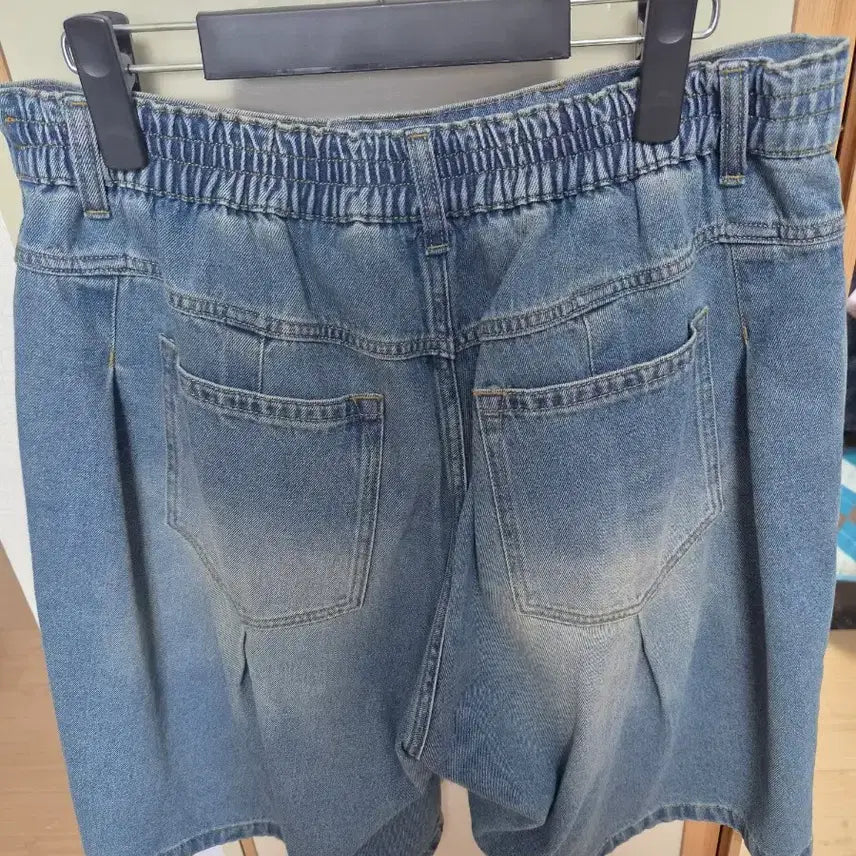 [BUNJANG] Songzio 25SS Level Volume Bermuda Shorts 48 / 송지오 25ss 레벨볼륨 버뮤다 48