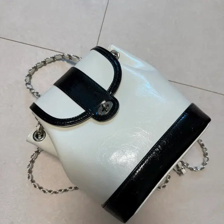 [BUNJANG] Cardinal Red Haua Bag Chain Shoulder Bag Mix / 카디널레드 하우아백 체인 숄더백 믹스 가방