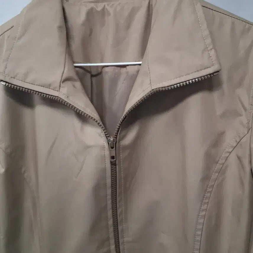 [BUNJANG] Beige Transitional Jacket for Women (Size 90) / 베이지색 여성용 간절기 자켓90 그외 자켓 100