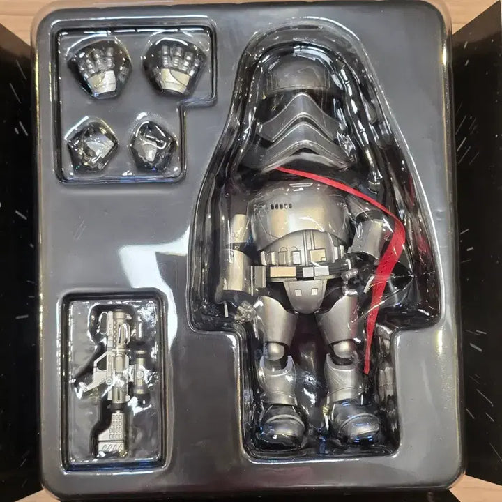[BUNJANG] Egg Attack Star Wars Captain Phasma EAA-016 Figure / 스타워즈 캡틴 파스마 피규어 EAA-016 에그어택