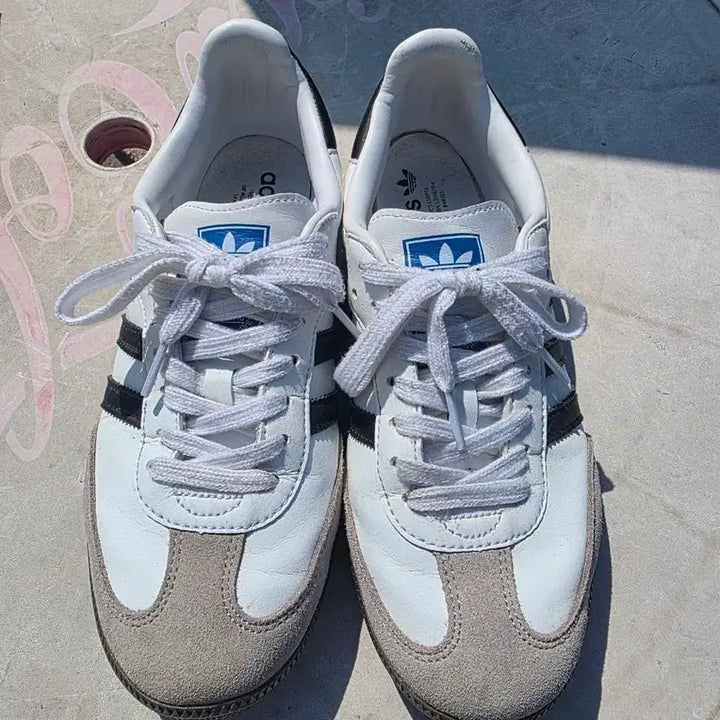 [SOLD OUT] 아디다스 삼바 OG 화이트 블랙 260 인기사이즈 상태양호