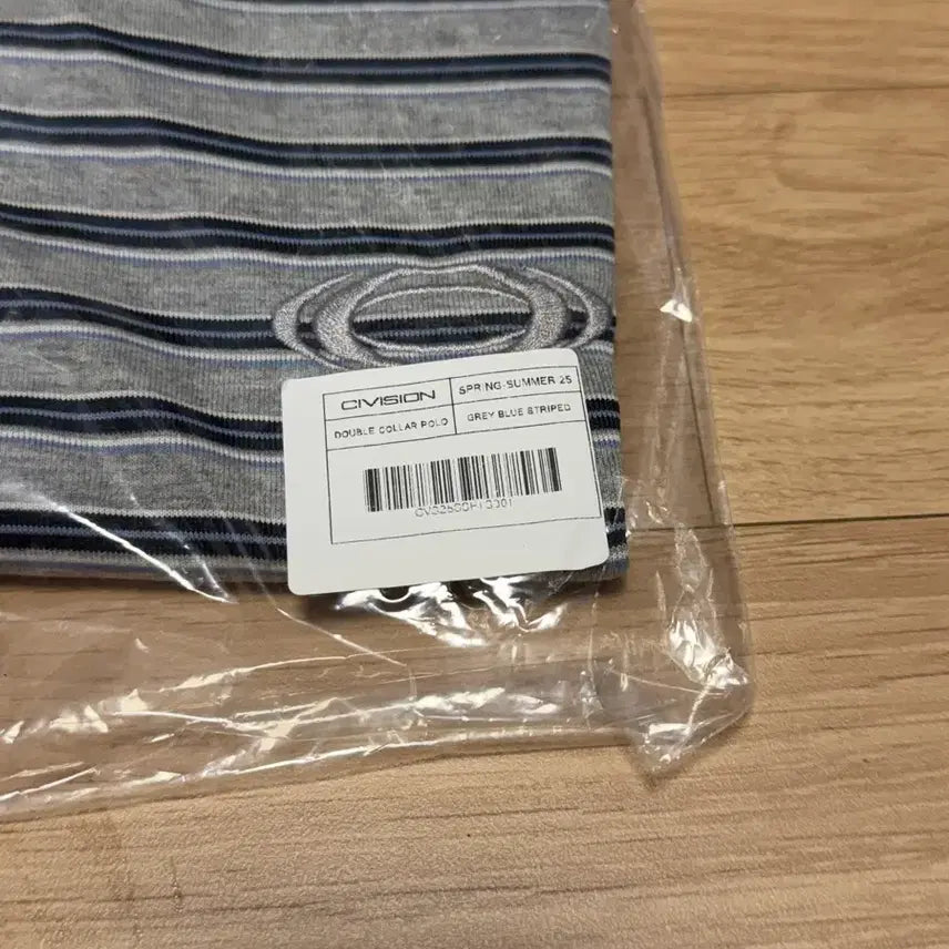 [BUNJANG] Civision Double Collar Polo Grey Blue Striped / [OS] civision 더블 카라 폴로 그레이 블루 스트라이프