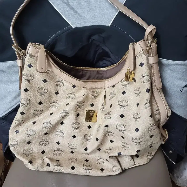 [BUNJANG] MCM Shoulder Bag / 엠씨엠 가방