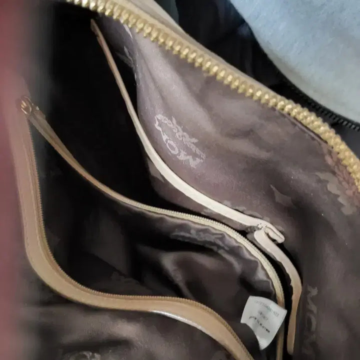 [BUNJANG] MCM Shoulder Bag / 엠씨엠 가방
