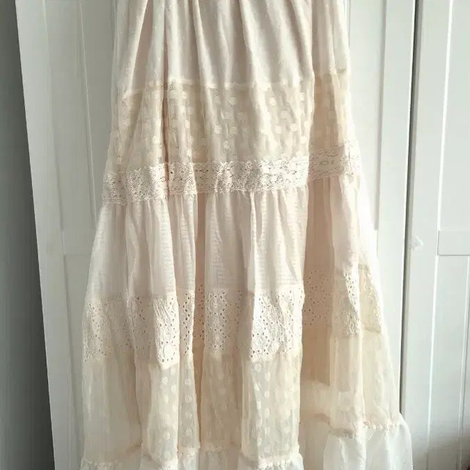 [BUNJANG] LIZLISA Punch Maxi Long Dress / 리즈리사 맥시 롱 원피스