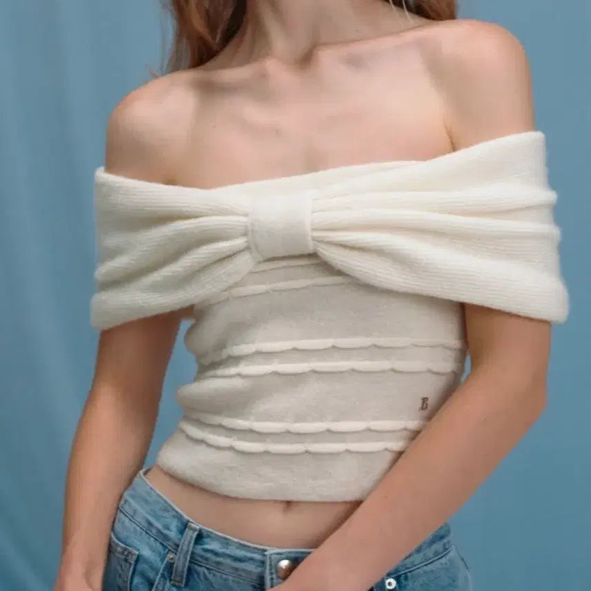 [BUNJANG] TheBarnet Ribbon Off-Shoulder Short-Sleeve Knit Ivory / 더바넷 리본 오프숄더 반팔 니트 아이보리