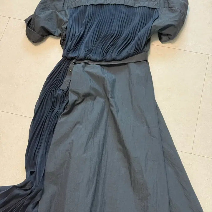 [BUNJANG] Mine Navy Pleated Shirt Long Dress / 한섬 마인 MINE 네이비 플리츠 셔츠 롱 원피스