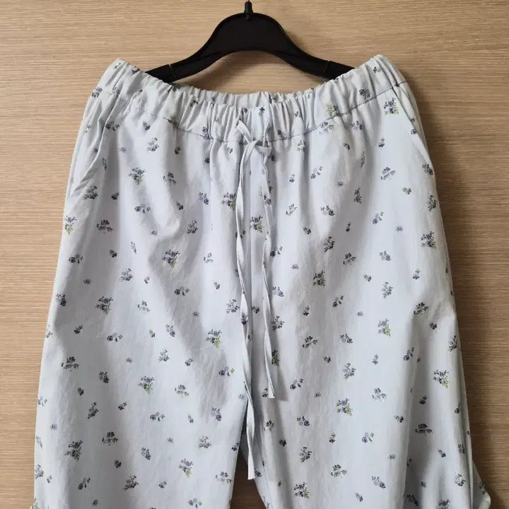 [BUNJANG] Sky Blue Flower String Pants / 플라워 스트링 하늘색팬츠