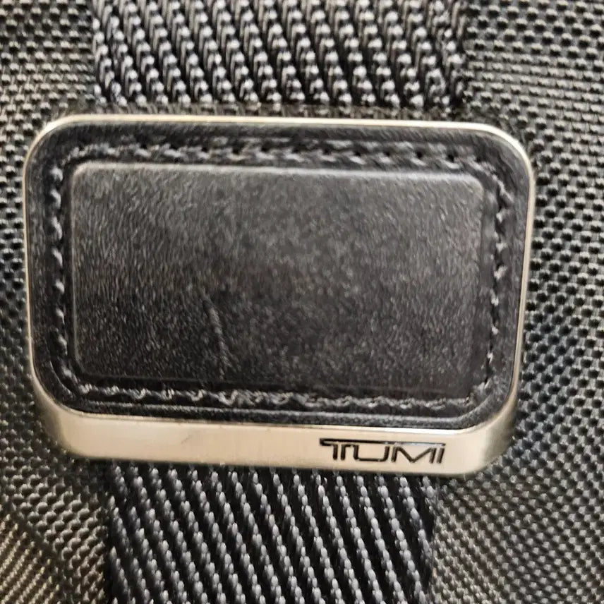[BUNJANG] TUMI Alpha 3 Split Travel Kit - Black / 투미(TUMI) 알파 3 스플릿 트래블 키트