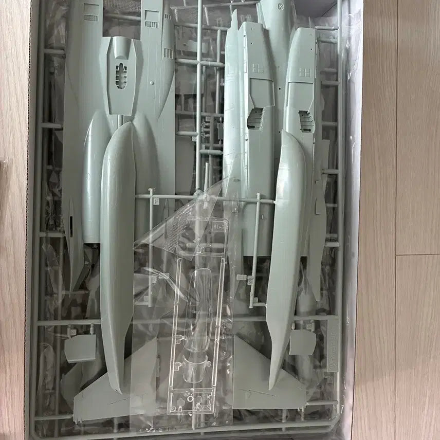 [BUNJANG] Academy F-15E 1/48 Scale Plastic Model Kit + Tool Set / 아카데미 F-15E 프라모델 + 공구 세트