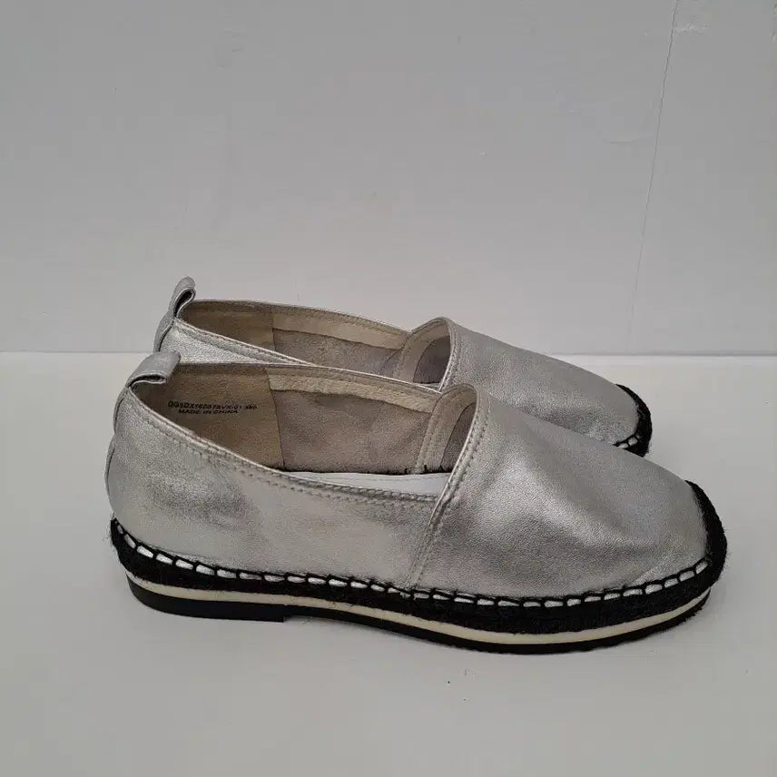 [BUNJANG] SUECOMMA BONNIE Espadrilles Silver Size 38 / 슈콤마보니 실버 에스파듀 38사이즈