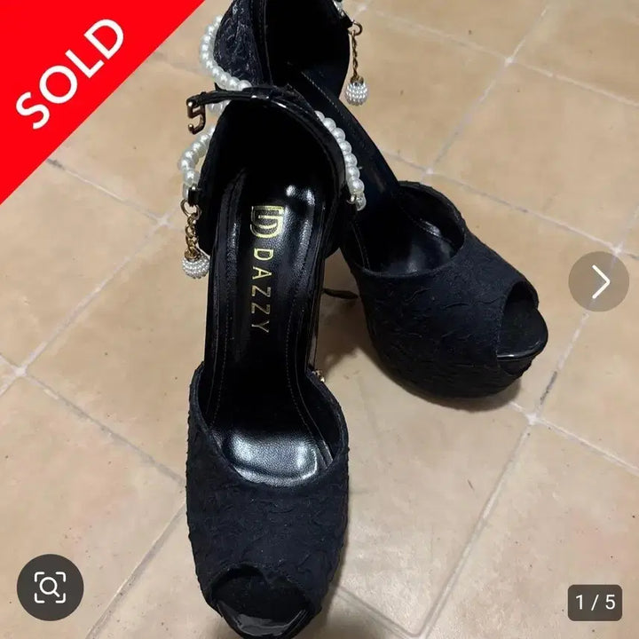 [BUNJANG] Dazzy Pearl Strap Platform Heels / DAZZY 스나계 양산형 지뢰계 코스펑크 진주 스트랩 하이힐