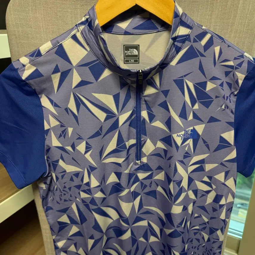[BUNJANG] The North Face Cooling Performance T-shirt Size S (90) / 노스페이스 냉감 기능성 반팔 / S 90사이즈