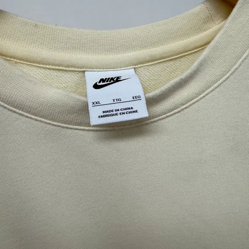 [BUNJANG] Nike Big Swoosh Crewneck Sweatshirt - Ivory XXL (110) / 나이키 맨투맨 110 XXL 아이보리 스우시 빅사이즈 JS49