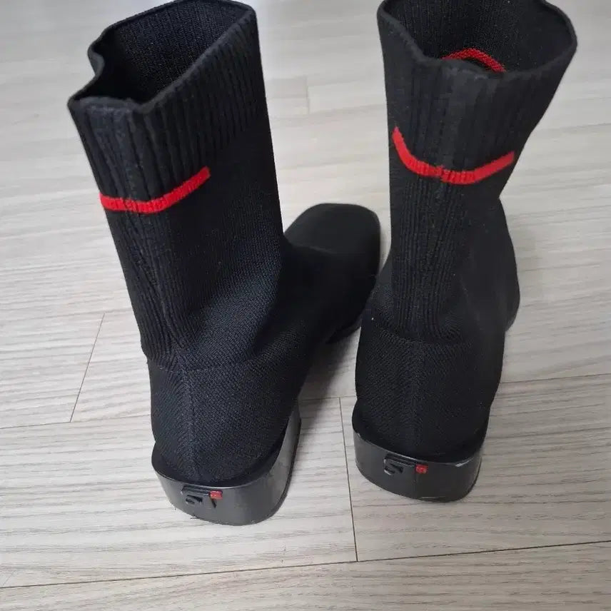 [BUNJANG] Staccato Black Sock Boots / 스타카토 블랙 삭스 부츠