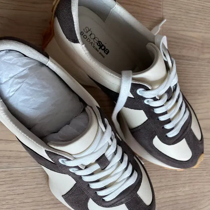 [BUNJANG] SODA Shoes Sneakers Ivory/Brown / 소다 슈즈 스니커즈 아이보리/브라운